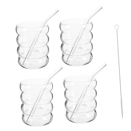 Set de 4 vasos de vidrio con diseño ondulado ribeteado