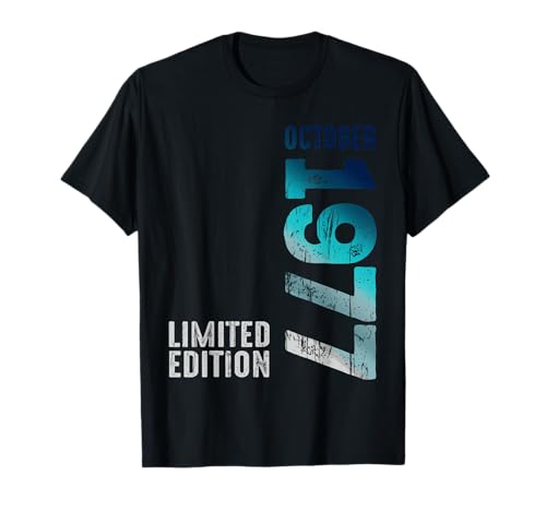 Cool Awesome October 1977 Since 1977 Vintage 1977 Retro 1977 T-Shirt