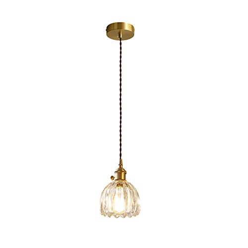 Lustre nordique simple en verre pour illuminer vos repas en famille