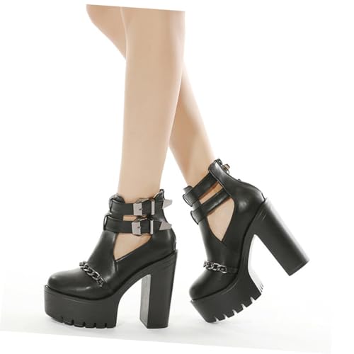 Bottines à chaîne : finis les pieds mouillés avec ces talons hauts imperméables à rivets