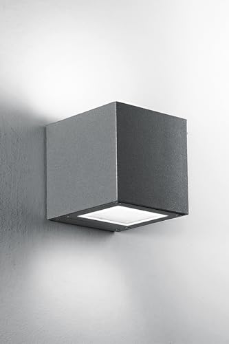 Applique LED extérieure IP65 pour stopper l'obscurité devant le garage