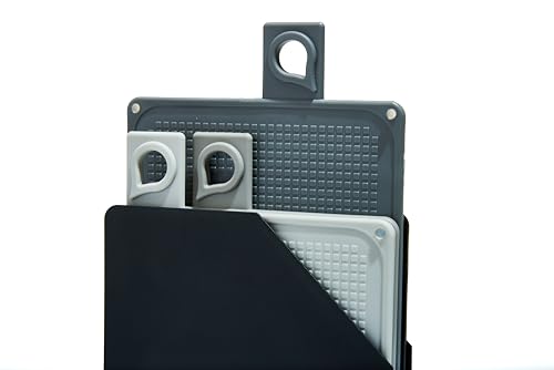 Planches à découper en plastique noir et leur récipient fin compact