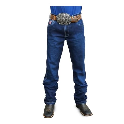 Calca Jeans Country Tradicional Masculina Cowboy Rodeio Barra Larga Elastano Lycra Confortável Os Boiadeiros (BR, Numérico, 38, Regular, Regular, Azul Linha Branca)