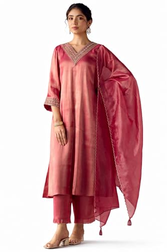 Ensemble Kurta brodé pour soirées et mariages chic avec son voile Dupatta