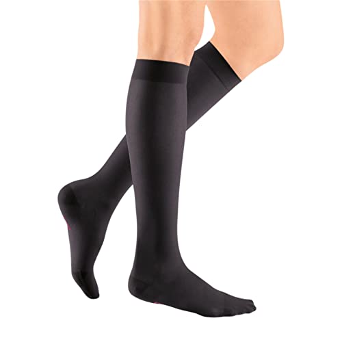 Image of Mediven Women's Sheer & Soft Calf High 30-40 mmHg Compression Stockings | Women's sheer calf high compression stockings with ClimaComfort fabric, double-knit sole and soft transparent finish.