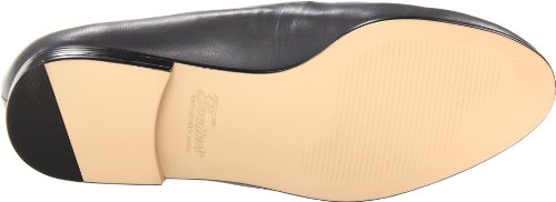 Image of Trotters Women's Leana Loafer Flat