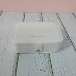 Gattrepeitho Jewelry boxes White PU Leather Portable Jewellery Organizer Case, Mini Jewelry Storage Box for Earrings Rings Necklaces Bracelets for Women Girls