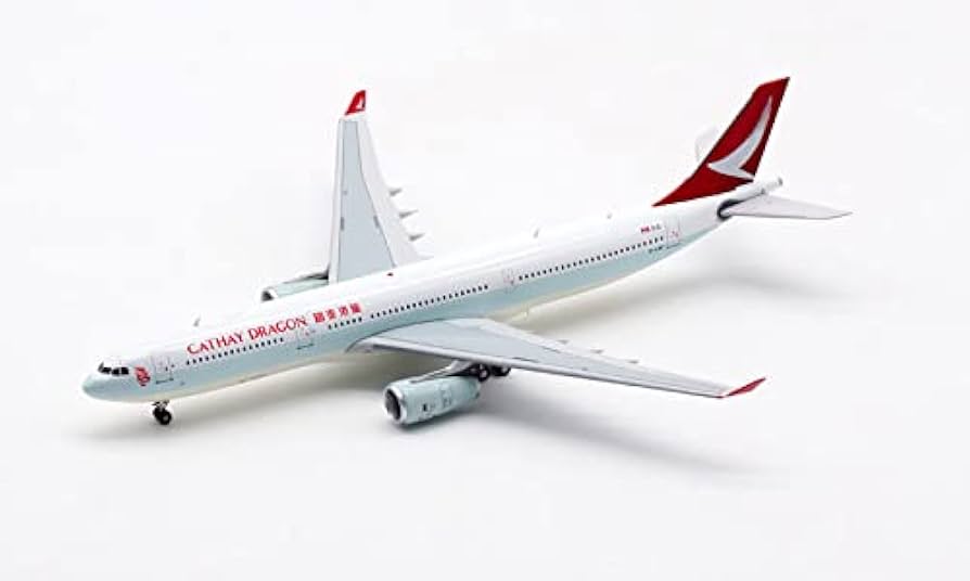 Amazon.com: 航空國泰港龍航空最後飛行A330-300 B-LBF 1:400