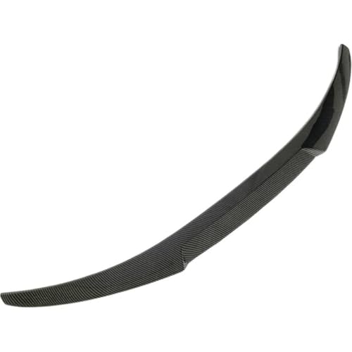 Becquet arrière look carbone pour accentuer la sportivité d'une Audi A3 S3 Berline