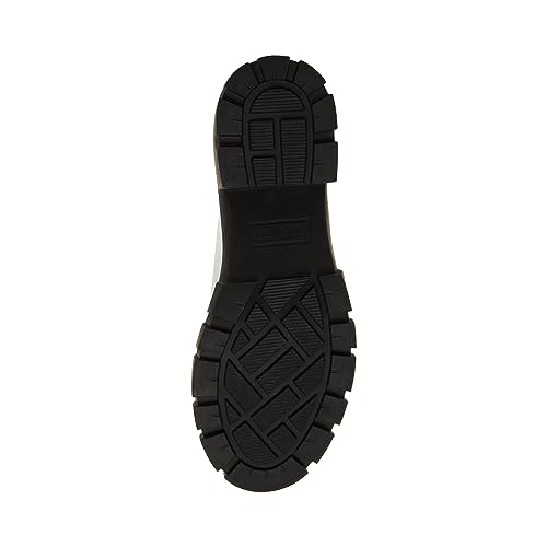 Steve Madden Women's Howler Ankle Boot, White/Black, 8