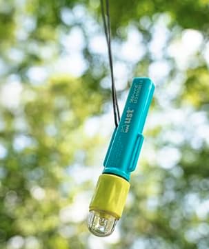 UST See-Me 1.0 - Luz LED estroboscópica de Seguridad Impermeable de 28 lúmenes para emergencias, Camping, Senderismo y Supervivencia al Aire Libre, Naranja, Talla única (20-51152-08)
