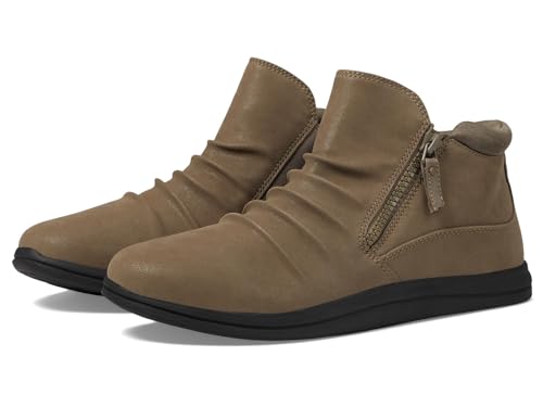 Image of Clarks Women's Breeze Range