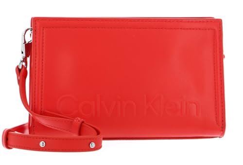 Sac Calvin Klein minimal hardware orange parfait pour vos sorties urbaines