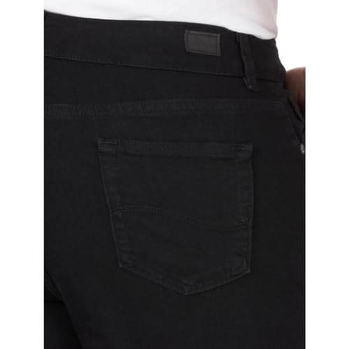 Image of Lee Women's Plus-Size Relaxed Fit Straight-Leg Jean