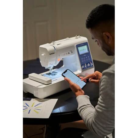 Machine à coudre et à broder Innov-is M380D - Brother
