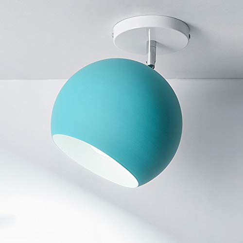 Projecteurs de plafond bleus pour illuminer un couloir sombre ou une entrée
