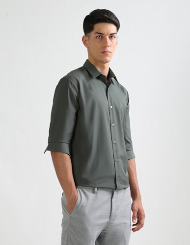 Image of Arrow New York Men's Solid Slim Fit Shirt