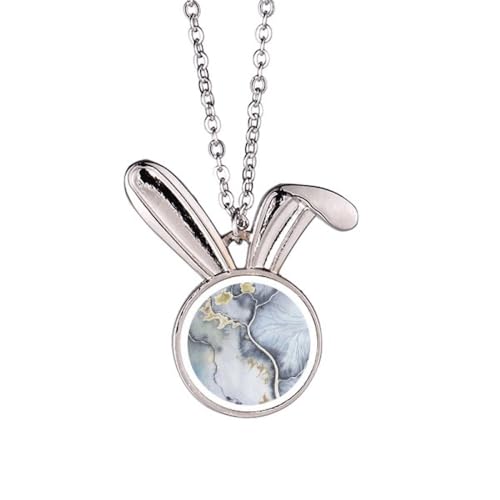 Collier lapin aquarelle idéal pour sublimer vos tenues bohèmes