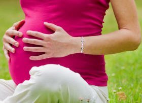 Queasy Beads® (2 Custom Designed Stylish Acupressure Bracelets For Relief From Motion Sickness, Morning Sickness, Anxiety, Stress, Vertigo, Carsickness, Seasickness, Migraines, Meniere's, Nausea #TOP4