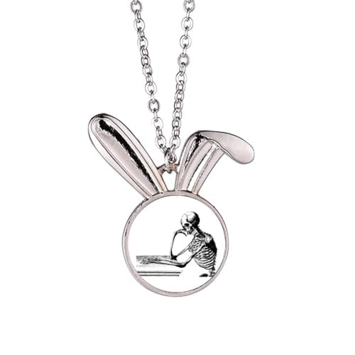 Collier squelette humain assis lapin idéal pour vos soirées rock et gothiques