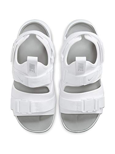 レビュー Nike キャニオンサンダル レディース がスポーティでかわいい サイズ感と履き心地について 筋トレしながら資産運用するアキゾラブログ