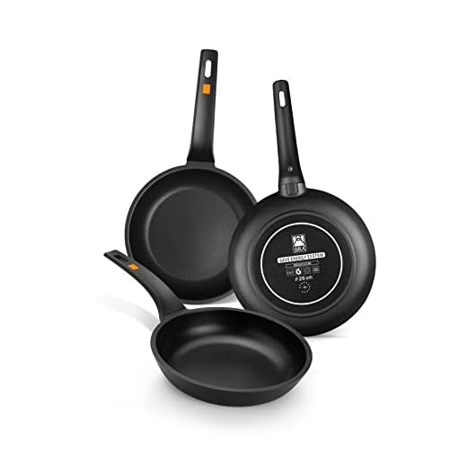 BRA Efficient | Set de 3 sartenes, 18-22-26 cm, aluminio fundido con antiadherente, libre de PFOA, apta para todo tipo de cocinas, incluida inducción