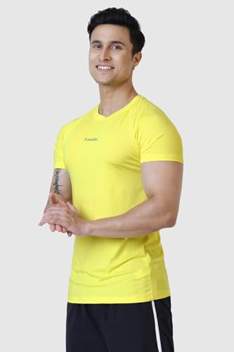 Image of FUAARK Men Solid Round Neck Slim Fit Tshirt