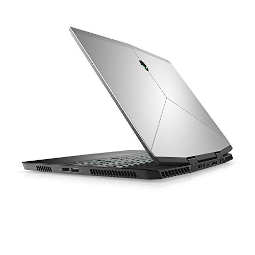 Alienware m15 R7 gaming laptop
