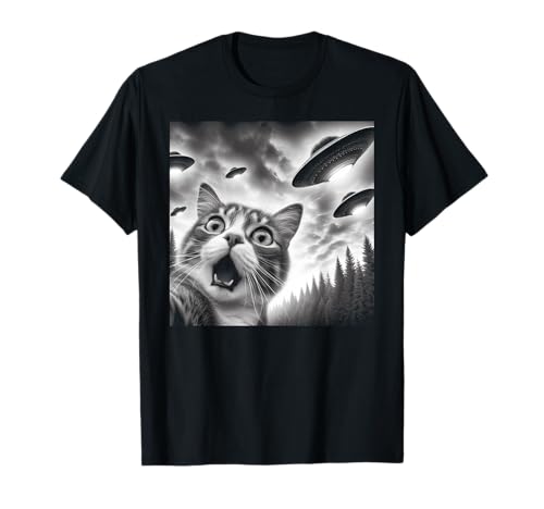 Selfie drôle de chat avec des OVNIS T-Shirt