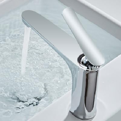 Grifos de lavabo cromados en latón macizo para baños elegantes y modernos