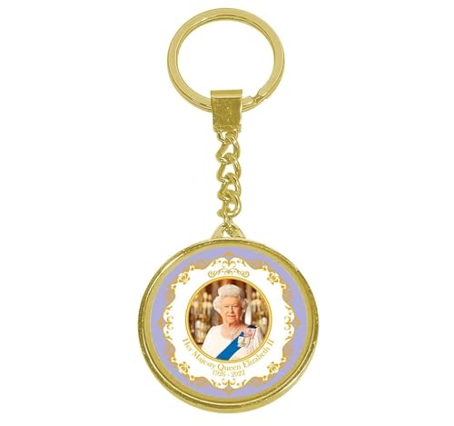 How is katy perry related to queen elizabeth How is katy perry related to queen elizabeth