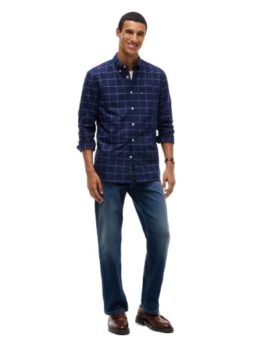 Image of Tommy Hilfiger Men's Long Sleeve Oxford Shirts in Regular Fit, Men's Button Down Shirts, Also Available in Big and Tall