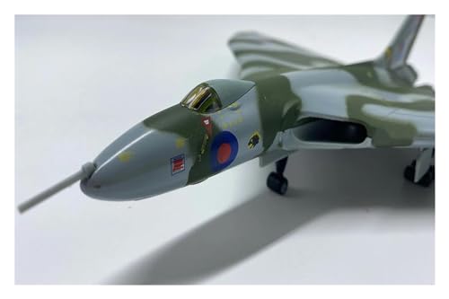 Avión de juguete de metal 1:144 que soluciona la fragilidad de las réplicas 2