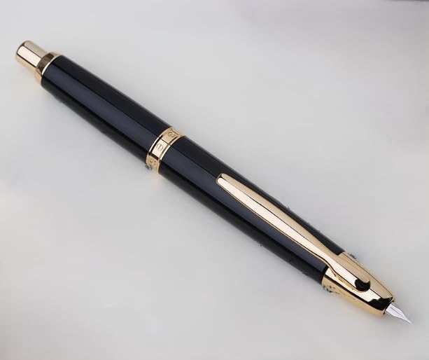 Moonman Majohn A1 Fountain Pen (Black With Gold Clip Version