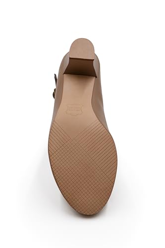 Capezio Women's Jr. Footlight Character Shoe,Caramel,4 M US4