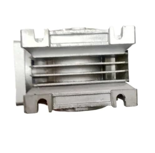 Riduttore a vite senza fine da 5:1 a 80:1, riduttore di velocità a vite senza fine RV030, con adattatore for manicotto dell'albero, for albero di ingresso da 8 mm del motore Nema 23(Ratio 10 to 1)
