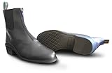 Die Stiefel verfÃ¼gen auÃŸerdem Ã¼ber Sporenhalter und einer Lasche, was das Anziehen der Schuhe erleichtert.