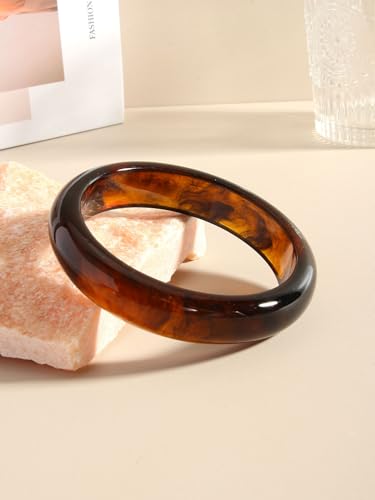 Image of Colorful Geometric Round Circle Resin Acrylic Bangle Bracelet Cute Handmade Chunky Statement Wristband Bracelet for Women Vintage Jewelry
