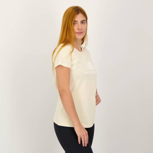 Camiseta New Balance Essentials Basic Feminina Creme