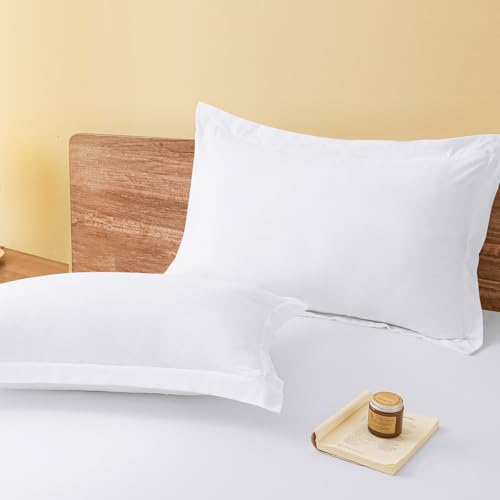 vveiiye Standard Pillow Shams Set of 2 White Pillow Shams Soft Microfiber Pillow Covers with Envelope Closure, Fade, Wrinkle and Shrink Resistant Bed Pillow Cases, 20 × 26 Inches