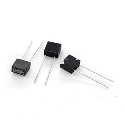 Fusible carré 392 4A pour réparer une alimentation de TV LCD qui ne s'allume plus