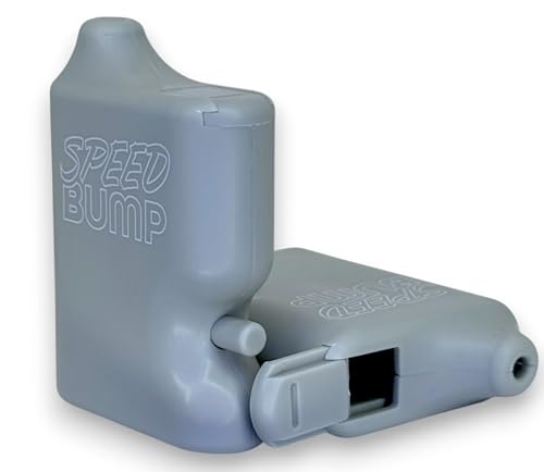 Portable Pepper Shaker (Grey) - Versatile Seasoning Set, Multi Functional Salt Dispenser Spice Shakers for Easy Use - Convenient & Discrete Plastic Salt and Pepper Dispenser for Fine Spices