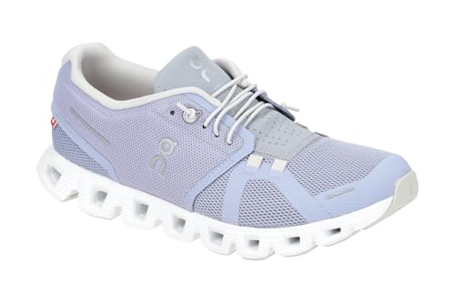 Image of On Women's Cloud 5 Sneakers