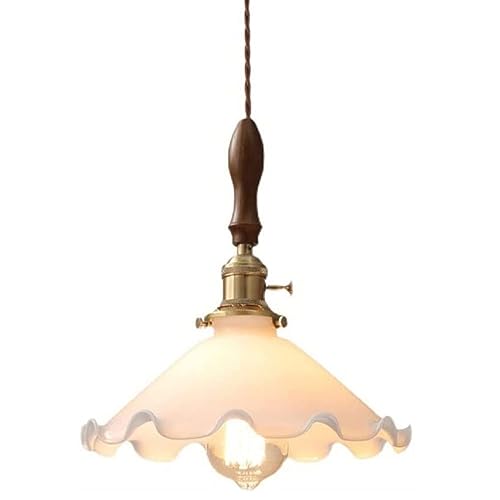 Lustre à fleurs français pour éclairer une table de salle à manger