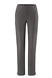 Die Hose Ina- 748 ist ein echter Hingucker. Das sportive Grau passt super zur eleganten Abendgarderobe aber auch Tagsüber ist sie ausgezeichnet mit anderen Kleidungsstücken Kombinierbar. Und das Beste