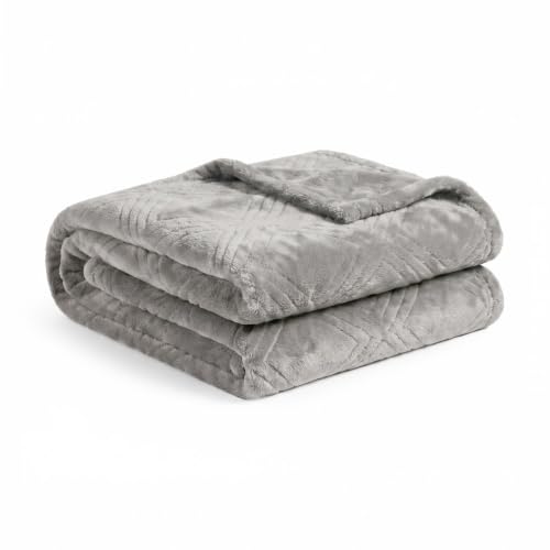 SUPERIOR Alaska Collection Quilted Diamond Throw Blanket - Soft Plush Velvety Fleece Blanket for Couch, Bed and Living Room Decor - Cozy, Warm & Lightweight All-Season Cover, Throw Size, Platinum