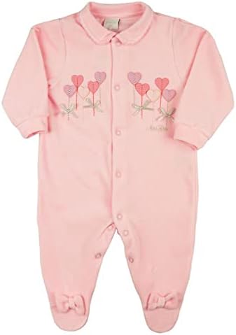 Macacão Bebê Feminino em Plush Rosa com Corações e Lacinhos de Ce...