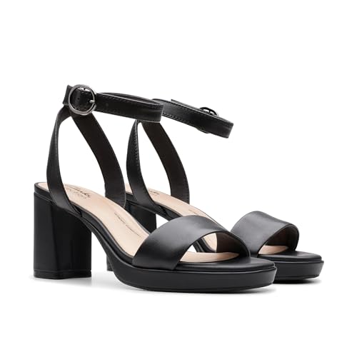 Image of Clarks Women's Ambyrlyn Bay