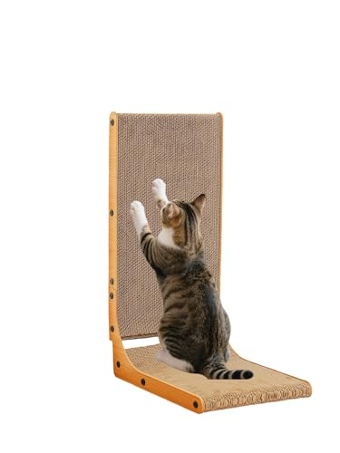 Yuklmiuiu Cat Scratching Cardboard