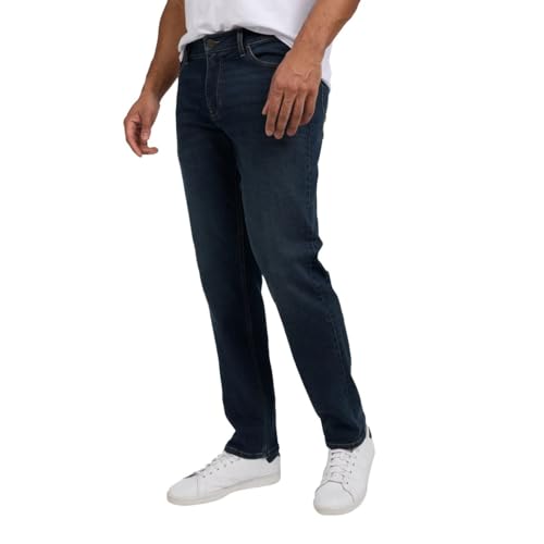 IZOD Men’s Straight Fit Classic 5-Pocket Style Jean2